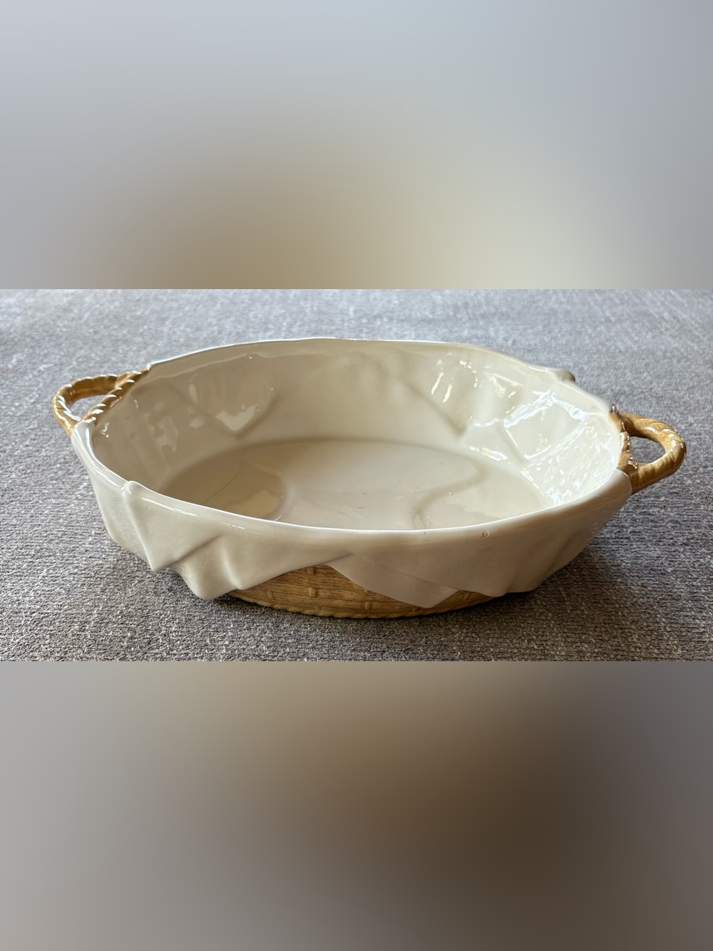 Vintage Glazed Ceramic Woven Handle Serving Dish Bread Basket Adorable! EUC